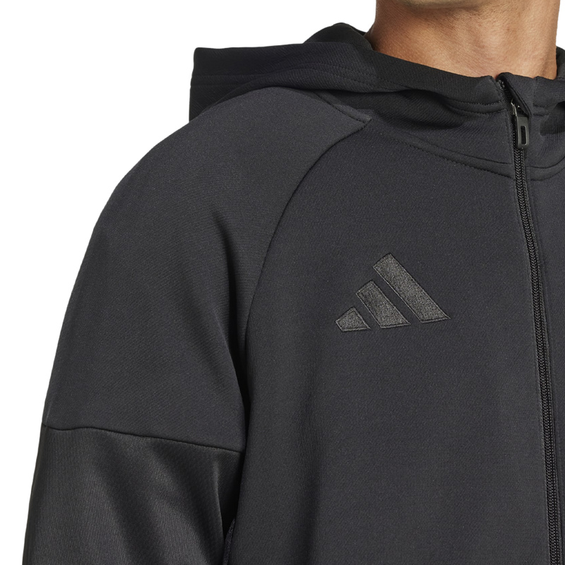 CHAQUETA DE PASEO CUERPO TÉCNICO ADULTO 25/26